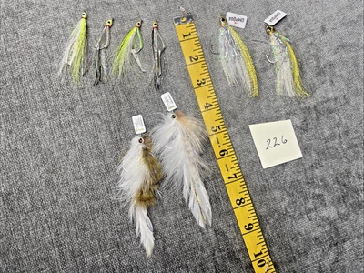 LOT OF 8 SALTWATER FLIES Umpqua Rainy’s Cabela’s NEW (226) - Image 1 of 4