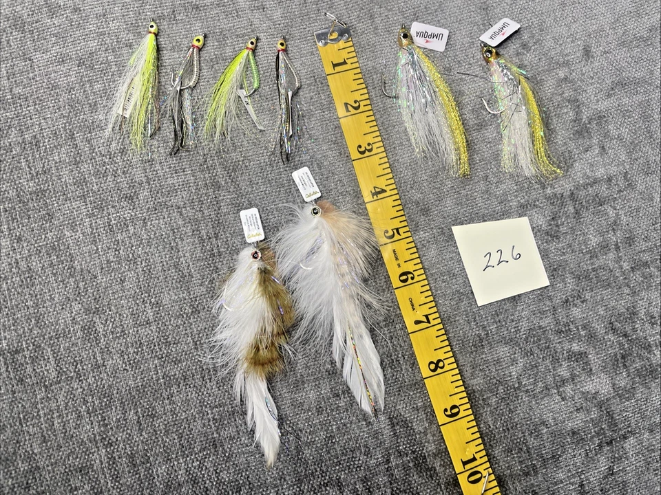 LOTE DE 8 MOSCAS DE AGUA SALADA Umpqua Rainy’s Cabela’s NUEVO (226) Foto 1 de 4