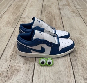 Nike Air Jordan 1 Low SE weiß industriell blau Lifestyle NEU Schuhe Herren Größe 12 - Bild 1 von 8