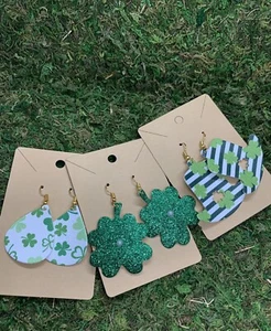 Lote de 3 pares de pendientes de imitación de cuero hechos a mano del día de San Patricio envío gratuito - Imagen 1 de 4