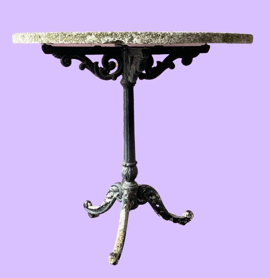 ANCIENNE TABLE DE JARDIN. STRUCTURE EN FONTE. FRANCE(?) XIXE-XXE SIÈCLE - Photo 1/1