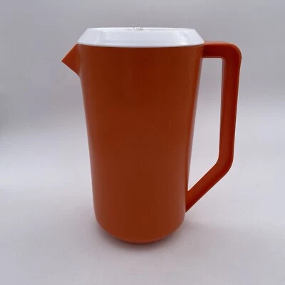 Vintage Orange White Rubbermaid 2 1/4 Quarts 2129 Drink/Beverage Pitcher - Image 1 of 4