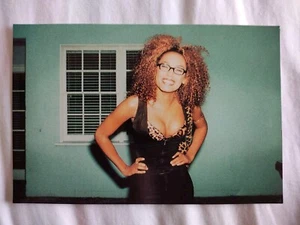 Official Spice Girls Photo Collection 1997 #34 Intellectual Spice Mel B Scary - Picture 1 of 2