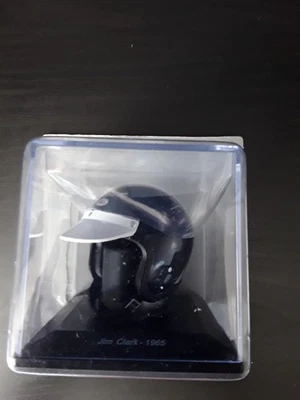 MO8ALA0080 - Casco réplica escala 1,5 Spark Jim Clark 1965 campeón del mundo Foto 1 de 4