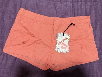 Pantalones cortos cargo HotKiss para mujer vibrante coral tiro bajo/medio, entrepierna de 2”, talla 11 Foto 1 de 4