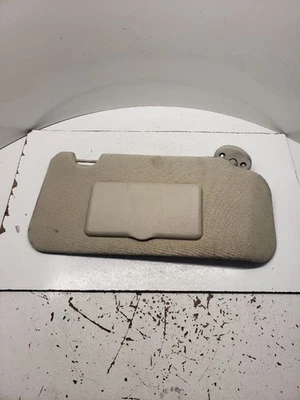 Parasol derecho usado se adapta a: Saturn Vue 2006 grado derecho A Foto 1 de 4