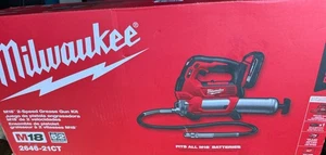 Milwaukee M18 Cordless 2-Speed Grease Gun Kit - 2646-21CT W/Free Accessories Kit - Picture 1 of 4