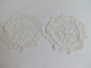 Set of 2 Beautiful  Needle Lace Cotton Vintage Doilies - Picture 1 of 2