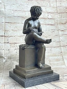 Finería de bronce europea para el hogar de niños ansiosos lectores jardín escultura estatua desnudo oferta - Imagen 1 de 7