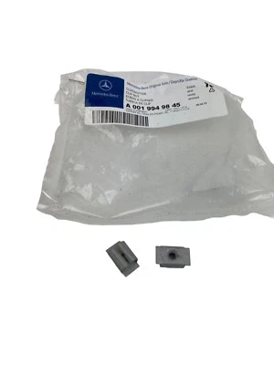 *Juego de 2* Tuercas Clip Protector Undercar Original Mercedes-Benz 001-994-98-45 Foto 1 de 3