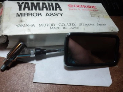 ESPEJO DERECHO YAMAHA V-STAR 650 PERSONALIZADO XV650 XV65 NOS OEM P/N 4VR-26280-01 Foto 1 de 2