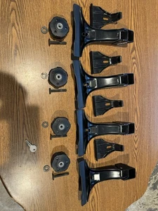 THULE 300 Rain Gutter 01 Foot Towers 02 Brackets For Square Bars - Picture 1 of 4