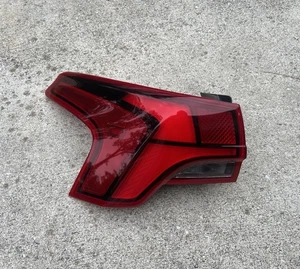 USED Genuine OEM Drivers Side LED Tail Light for 2021-2023 Hyundai Santa Fe - Bild 1 von 11
