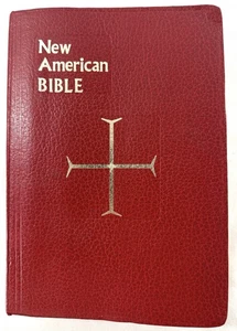 The New American Bible Official Catholic Red Bible St Joseph Edition 1970 - Imagen 1 de 8