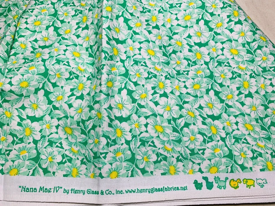 1930s Repro Yellow Daisies Floral NANA MAE IV 4 Cotton Fabric H Glass FQ - Image 1 of 1