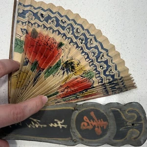 Antiker chinesischer handgezeichneter Papierfächer handbemalt Blume Holz Halter 7 Zoll - Bild 1 von 13