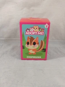 McDonald's Adopt Me! Chipmunk #2 Happy Meal giocattolo nuovo con scatola - Foto 1 di 6