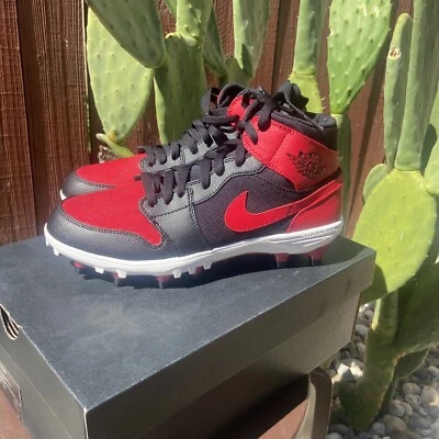 耐克 Air Jordan 1 TD Mid AR5604-061 Bred 足球鞋黑色红色男式 9 码 — 第 1/4 张图片