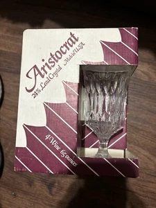 Vintage Aristocrat 24 % Bleikristall Weingläser - 4er Set Gläser. - Bild 1 von 7