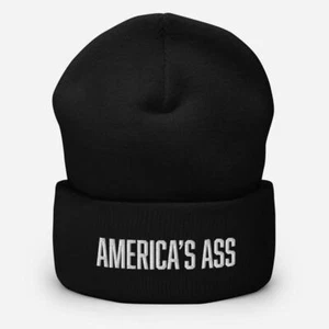 Gorro America's Ass Funny unisex con puños - Imagen 1 de 9
