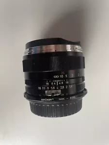 Carl Zeiss Planar T* 1,4/50 ZF umgebaut für Canon Standardobjektive Schwarz - Bild 1 von 6
