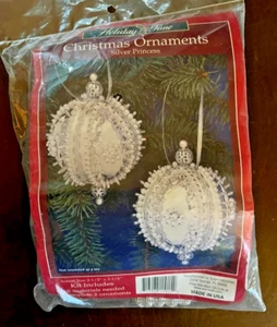 Vintage Holiday Time CHRISTMAS ORNAMENTS Golden Princess #206 USA *C - Picture 1 of 3