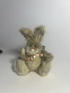 Boyds Bears Archive Collection Easter Bunny Rabbit Jointed Plush w/Tag 1990-1994 - Picture 1 of 6