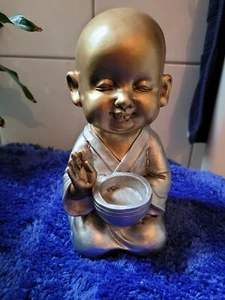Buddha, Mönch Deko Figur sitzend, ca. 21 cm, aus Polyresin - Bild 1 von 3