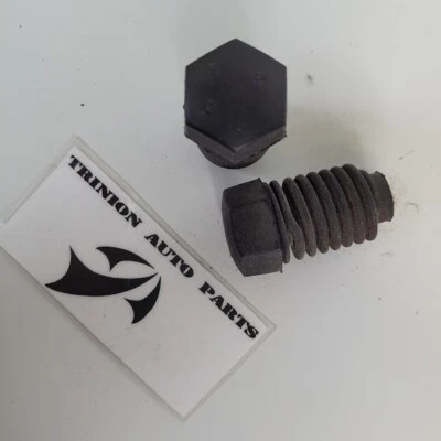 2006-2008 雪佛兰 HHR 橡胶罩防撞罩 2 件套黑色原始设备制造商 — 第 1/3 张图片