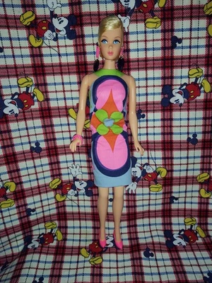 Reproducción Cabello Feria Muñeca Barbie Vestido Pendientes Pulsera y Zapatos Muy Bonitos Foto 1 de 4