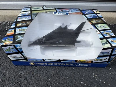 Franklin Mint Armour F-117 Stealth Fighter 1:48 B11B254 Bad Bunny - Image 1 of 3