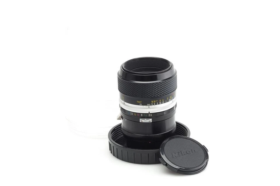 Nikon A 3.5/55mm         Micro-Nikkor-P Auto #693654 - Bild 1 von 4