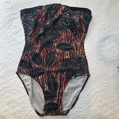 Traje de baño Pierre Cardin vintage de una pieza sin tirantes para mujer. Talla: 12. Foto 1 de 4