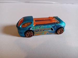 Hot Wheels Deora II Surfari 1999 Piranah blau orange. Abnehmbare Surfbretter - Bild 1 von 15