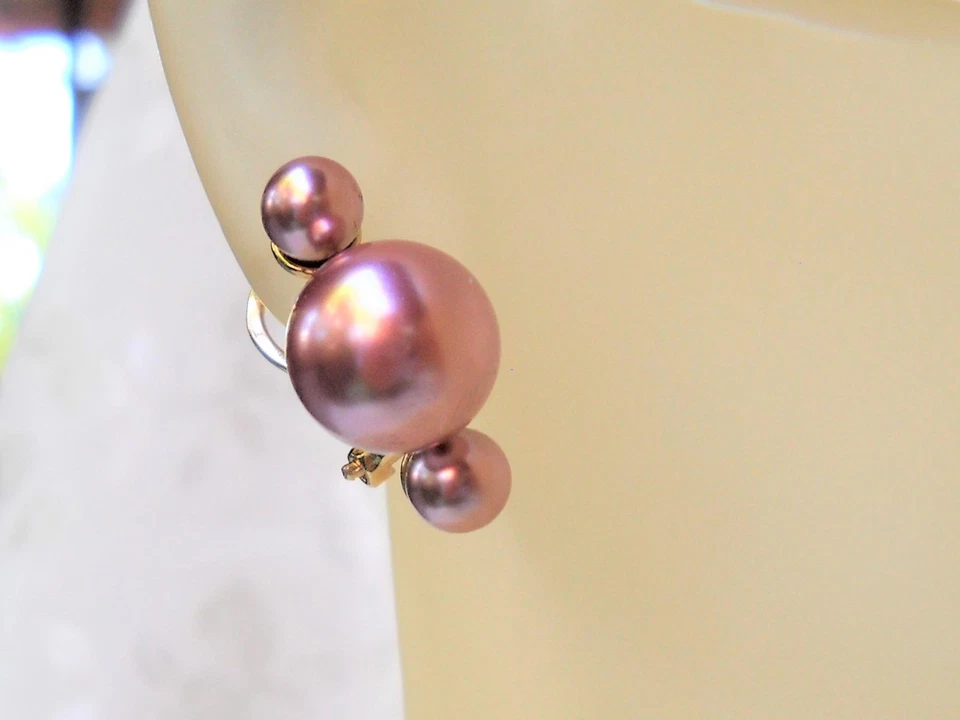 TRIPLE STUD MAJORCA/MALLORCA PEARL EARRINGS DARK PINK MAJORCA PEARLS CLIP-ON - Image 1 of 4