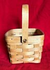 AMERICAN TRADITIONS BASKET HONEY COLOR W/ HANDLE 6 X 6 X 4.5 IN HANDLE 4 IN