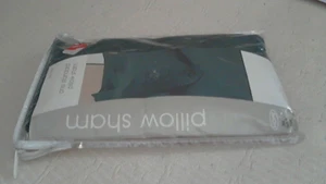 Home Standard Dark Green Pillow Sham 50% Cot/50% Poly Pocket Insert Flat Weave - Picture 1 of 2