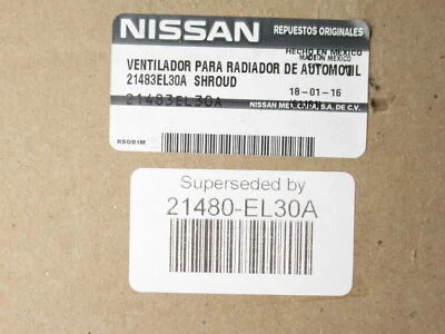 Cubierta del ventilador del radiador Versa 2007-2012 original OEM Nissan 21480-EL30A 21483-EL30A Foto 1 de 4