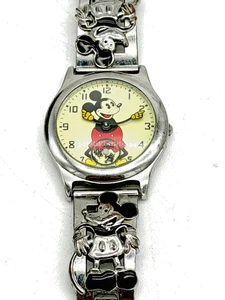 Disney Bradford Exchange "Replica Of First Mickey Mouse Watch From 1933" Uhr - Bild 1 von 13