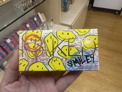 Urban Decay • NAKED • Smiley • Mini Eyeshadow Palette Mucho Happy • NEW NIB - Image 1 of 4