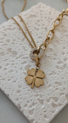 Collana girocollo multifilo in acciaio inossidabile con strass  - Immagine 1 di 4