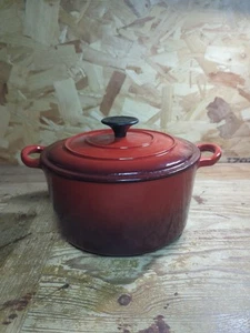 Enameled Cast Iron Dutch Oven Stockpot Cherry/Flame Red 23 Cm - Picture 1 of 9
