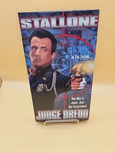 Judge Dredd (VHS, 1995) Sylvester Stallone  - Picture 1 of 6