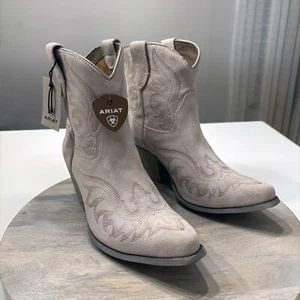 New With Tags Ariat Women's Darlin Cloud Chandler White Western Boots US Size 10 - Picture 1 of 14