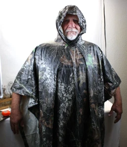 Outdoor Camouflage Rain Poncho. Fishing, Hunting Mossy Oak Breakup 48"x 30" - Picture 1 of 6