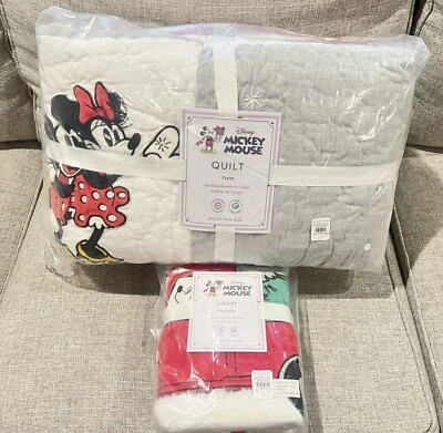 NUEVO Pottery Barn Niños Disney Mickey Mouse Vacaciones Doble Edredón y Falsa, Navidad Foto 1 de 3