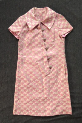 1960-е винтажное коктейльное платье металлик серебро и розовый - Изображение 1 из 2