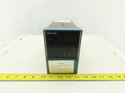 Honeywell DC40005GLN2400400 UDC 4000 Temperature Controller 120/240V - Image 1 of 4