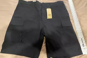 Levis Shorts Mens 30 Black Carrier Cargo Pocket Casual Ripstop Outdoors Sz42-NWT - Picture 1 of 6