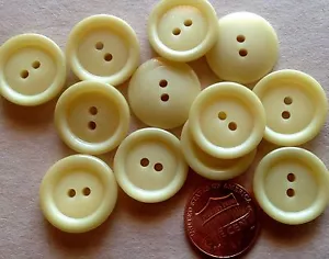 12 Shiny Beige Sew-through Plastic Buttons 3/4" 19mm # 7245 - Picture 1 of 1